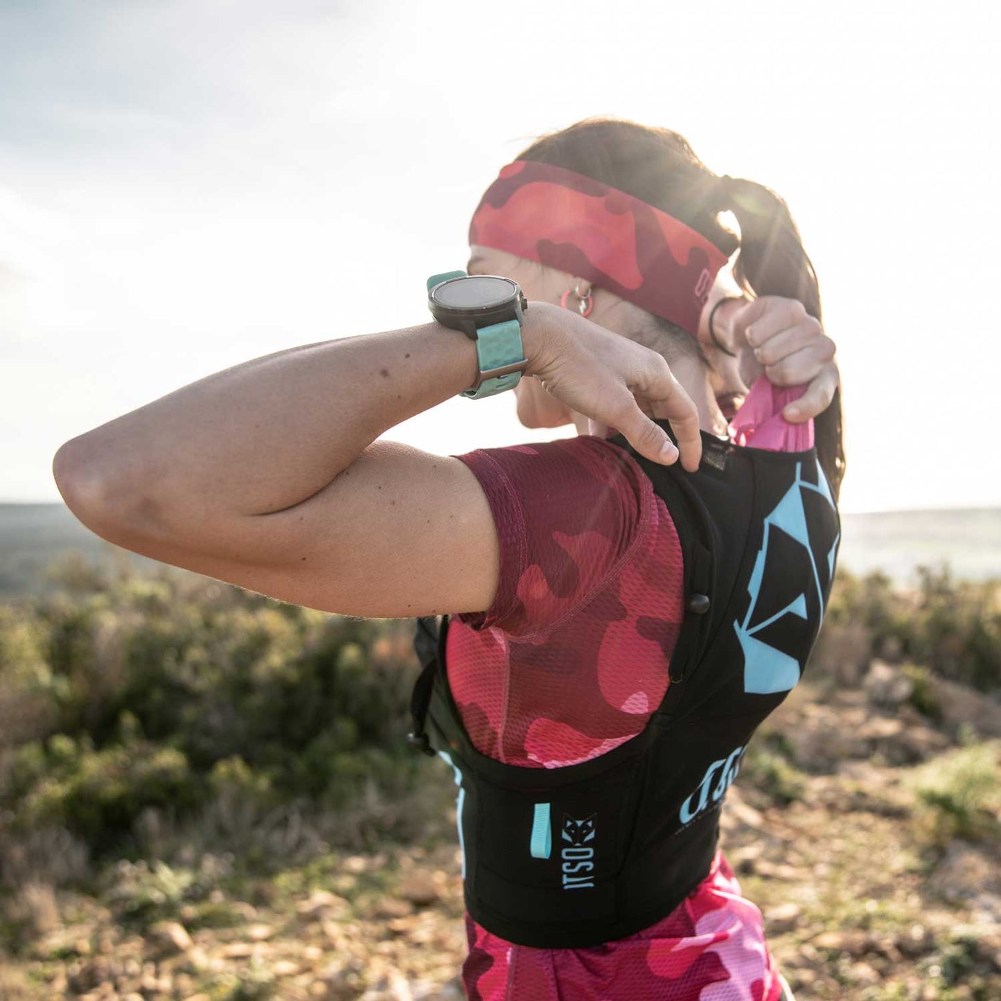 Trail running backpack - Black & Turquoise