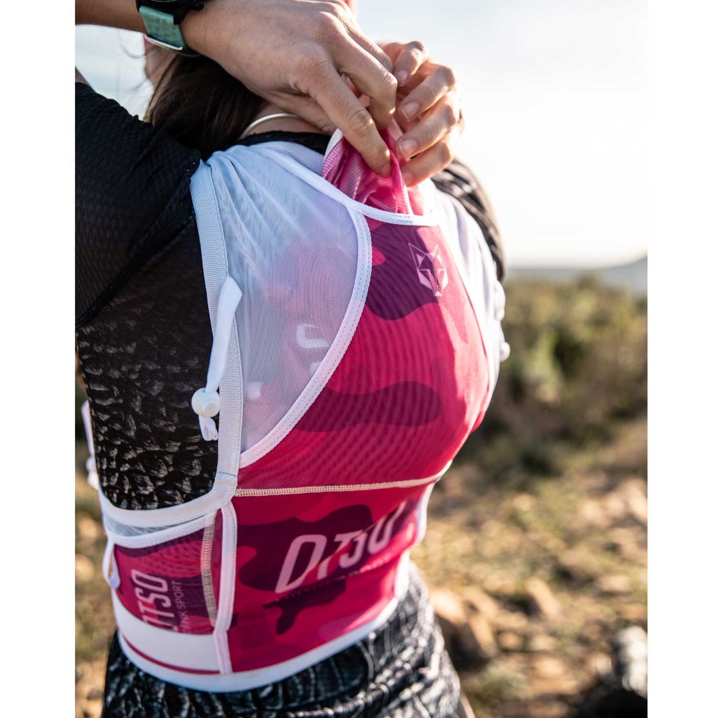 Trail running backpack - Camo pink